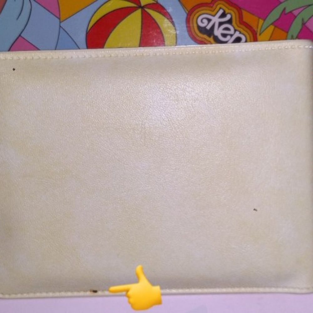 1983 Raindow Barbie Wallet - Picture 8 of 11